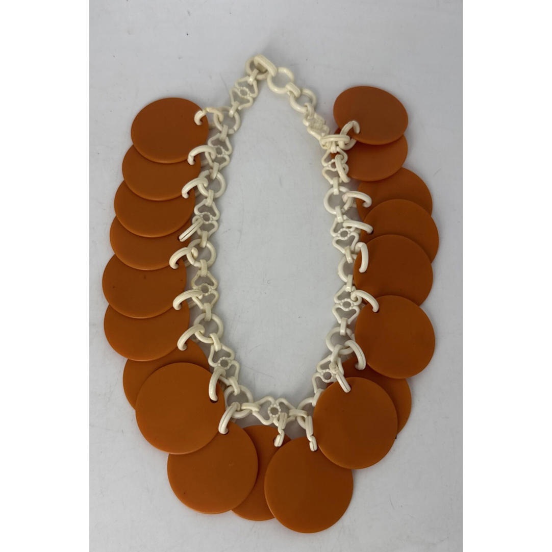 Vintage Bakelite 1.5” Butterscotch Poker Chip Disk Cream Necklace 16.5”
